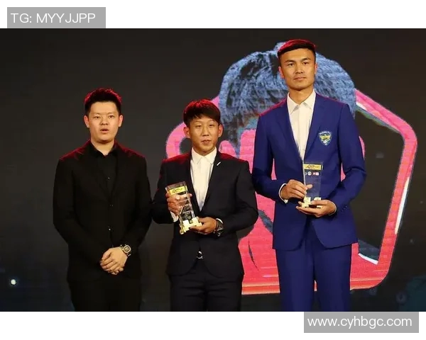 羽毛球男子单打技术发展趋势与世界顶级选手巅峰对决解析 羽毛球男子单打技术发展趋势与世界顶级选手巅峰对决解析